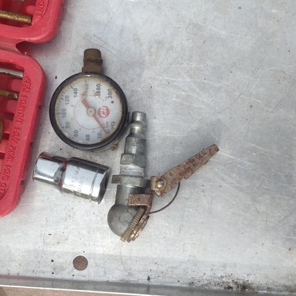 Red Drill Bit Set and Pliers - Picture 4 of 5